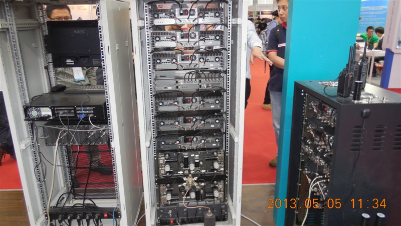 �����м�