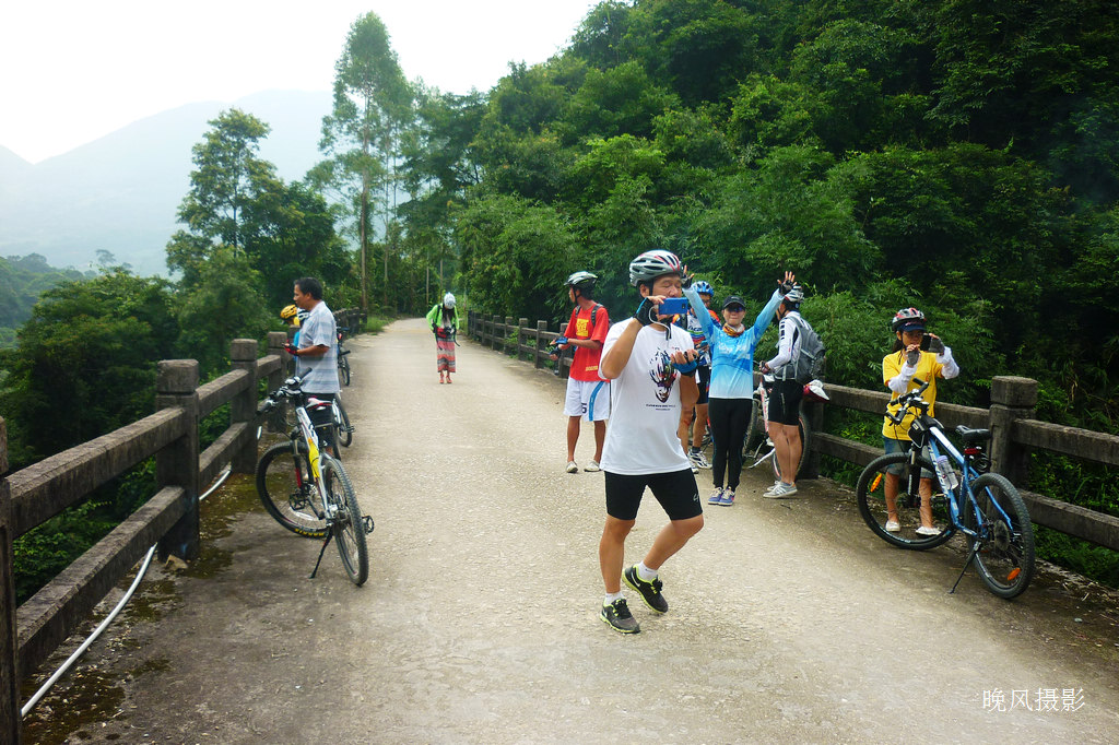 �����ڸ�������Ӱ