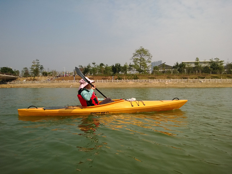 �������ĵ��ڲ�խ��ˮ��