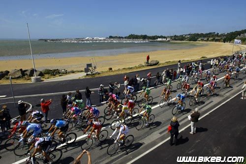 ���д��������עĿ