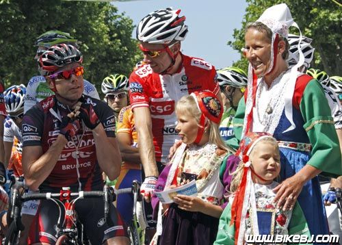 �������ڻ�ӭ�ڳ���