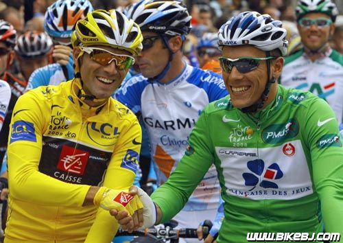 ����������,�ֱ�����ܳɼ����ܻ��ֵ�һ