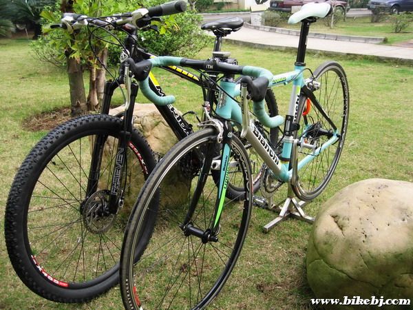 ɽ�س��͹�·����Ӱ