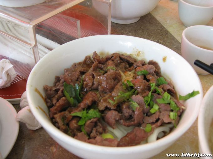 ��ͣ����еĳ���ţ��02