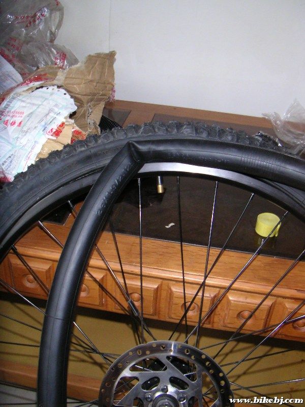 �Ƚ�������복Ȧ,Ȼ���ڽ����ಿ�ֺ�����Ѽ��,����ȥ