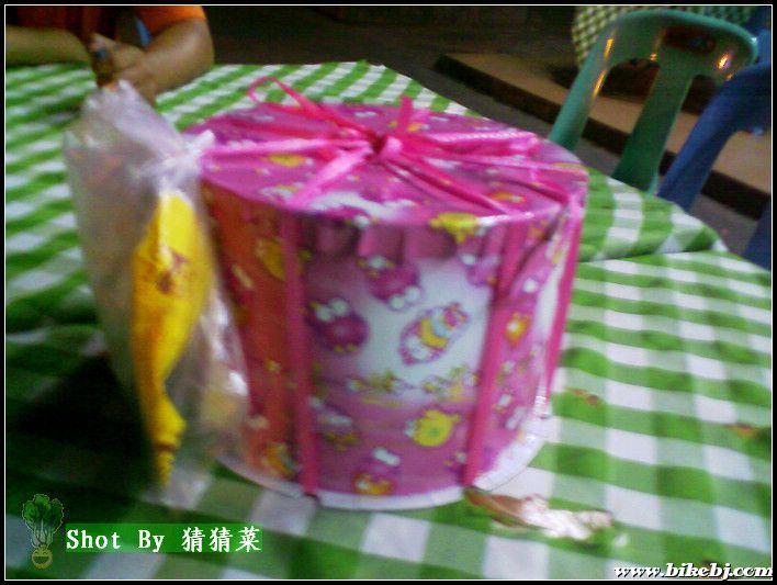 �����൱��ʢ�����ϣ����յ��⣬��ҹ��ơ�ƣ����ѡ�������