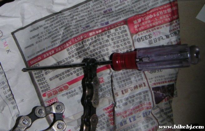 �ԼӸ����ľ���������ʵ���ǽ�һ����˿�����ڡ��ϡ����Ĺؽڴ�