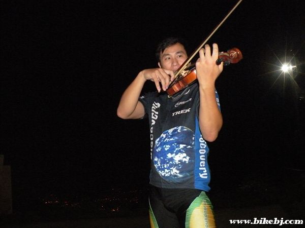 ������С���ٽ���������߳�