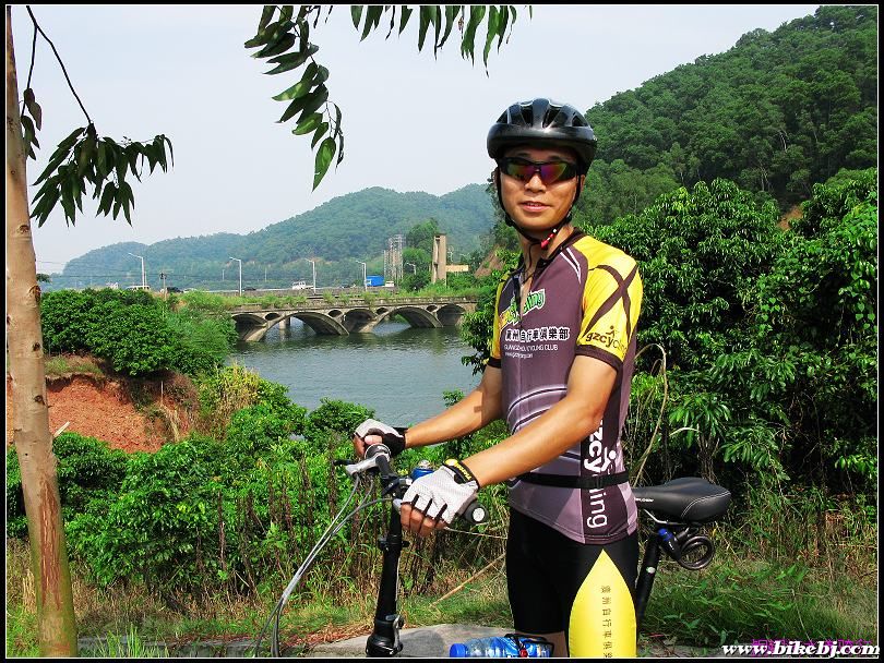 ����������幫·��ͷ�պ���ˮ�����