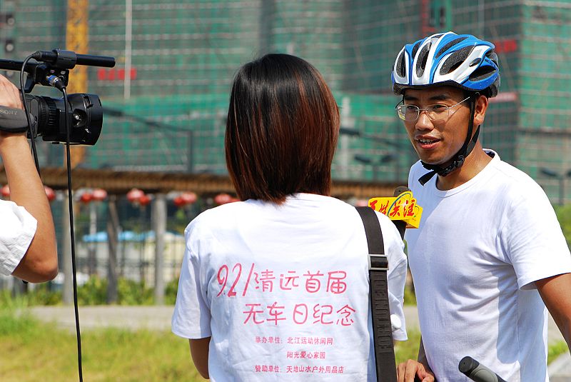 �ڱ��ڽ��ܵ���̨���ߵĲɷ�