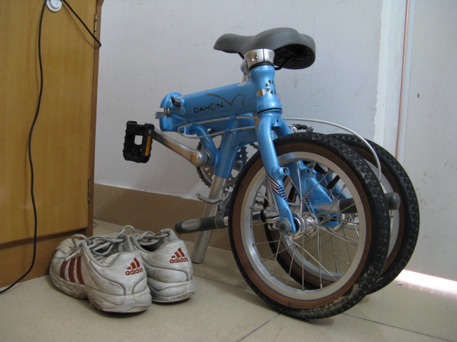 �����������С...