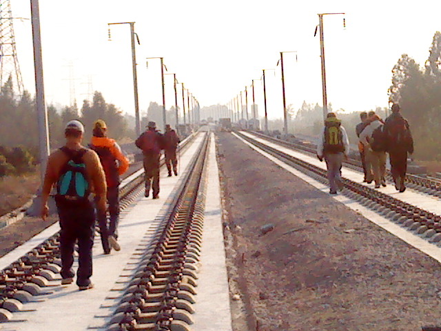 ��������·�ϡ�������