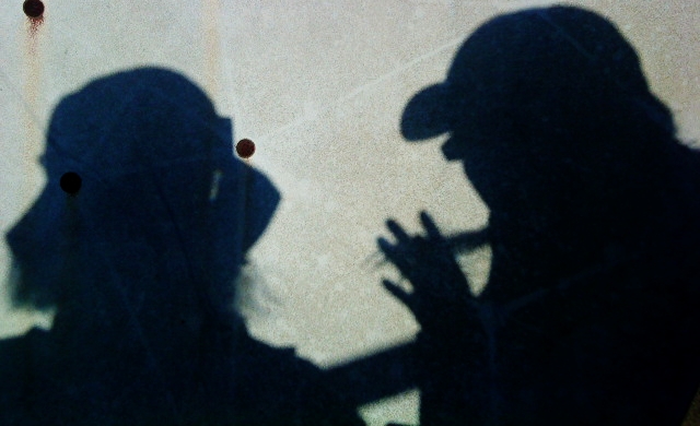 �²�����λ��˭��