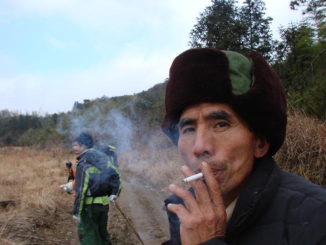 �Ϲ�����Ա��