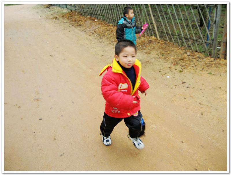 �ܵ÷ɿ��СС躣�