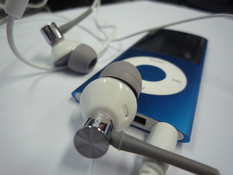 ��ɫ�Ķ�����������ipod��