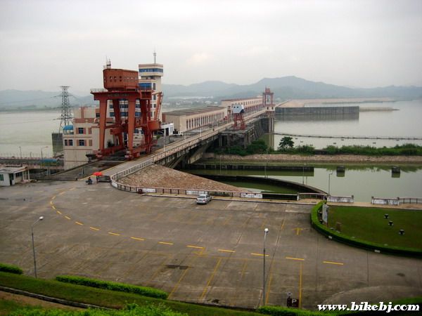 ��ΰ׳�۵ķ���Ͽ���