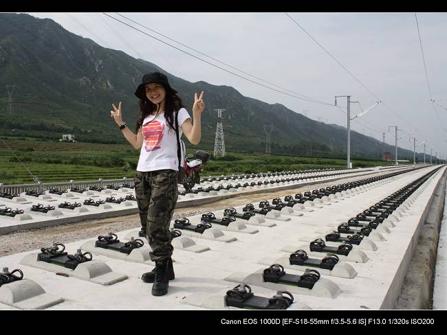 ��˵�еİ׺�