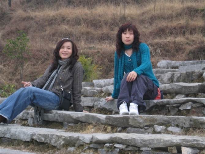 ��կʯ���ϵȴ�