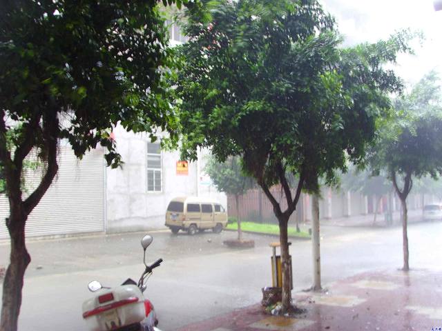 ������,��Ҫ�ߵĿ�,ûʪ��