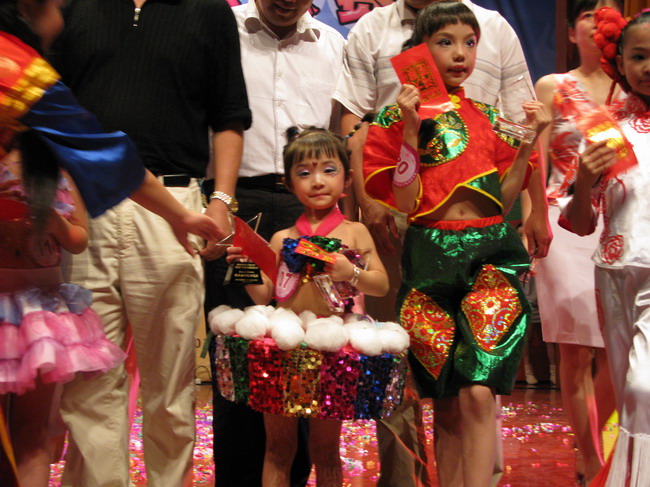 ���ġ�����