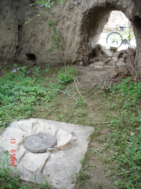 �����װ��ˮ�Ļ�����һ��Сʱ��ˮ��ʮ��Ԫ����ˮ�Ĺ��Ӻ�С������ָͷһ������ѡ�