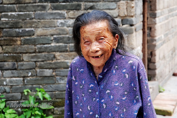 �����ķ��ţ����ڹ��ݵ�����