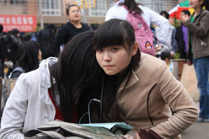 �ҳ����ɰ�Ư����ͬѧ�����ҵĿ��Ĺ���ֻҪ�����ͻ��л�Ц��