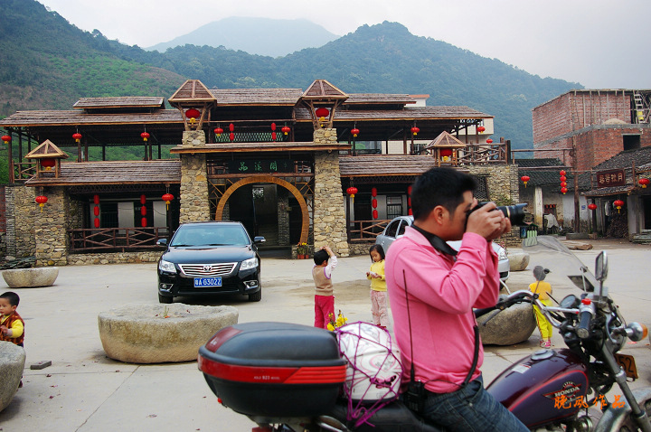 ���йŴ��ζ��,�״�ʦ�ֶ���ͷ��